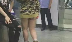 网红吃瓜换衣服,时尚与娱乐的完美融合
